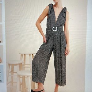 Lightweight and comfy jumpsuit; so flattering.